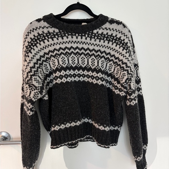 Faherty Pattern Sweater - Picture 2 of 3